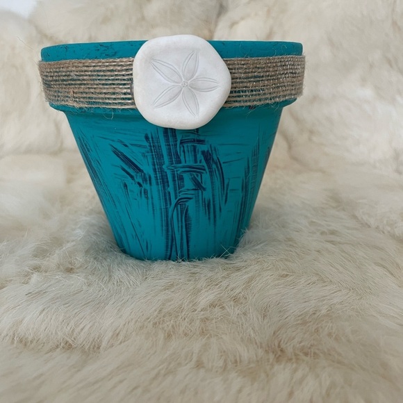 Teal Decorative Planter with Sand Dollar Accent - Picture 1 of 5
